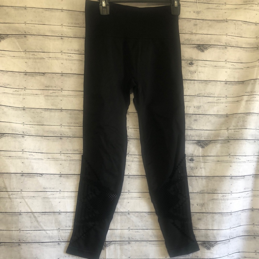 Victoria’s Secret cool&Comfy leggings
